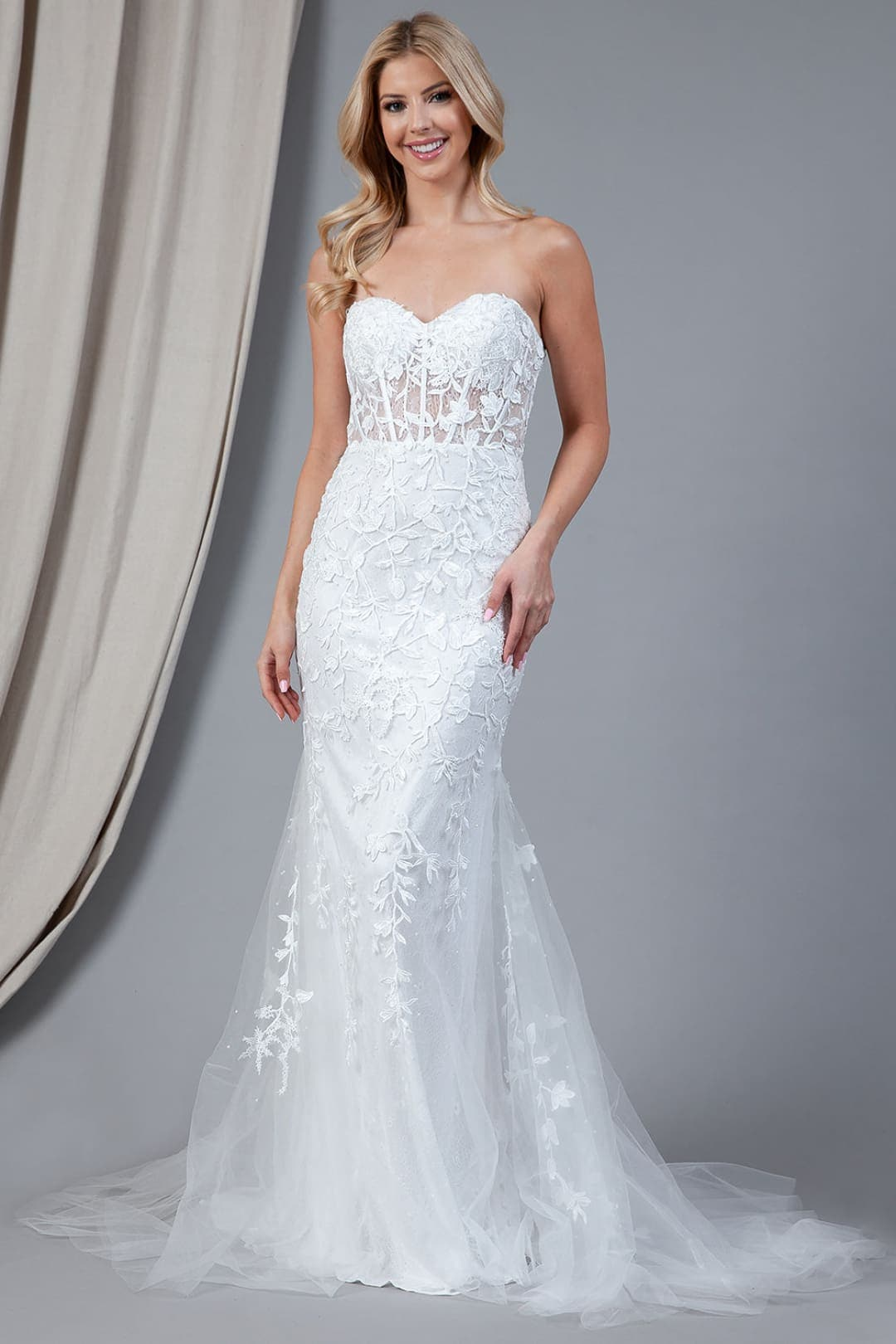 open lace back dress Amelia Gray Gold Sequined 2024 Oscars After Party Dress