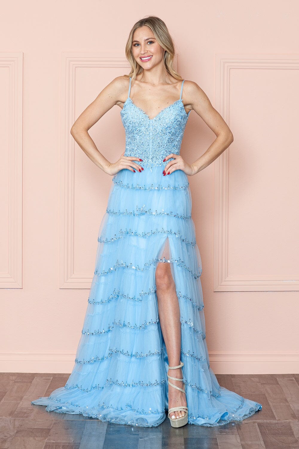 Vestido sin mangas con escote con apliques y aberturas escalonadas de Poly USA 9404