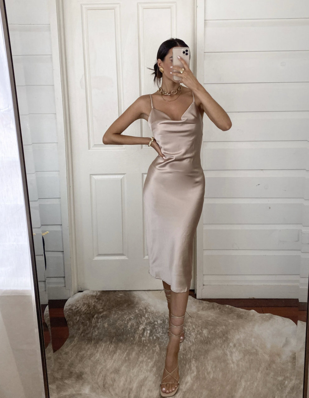 Velvi Dress