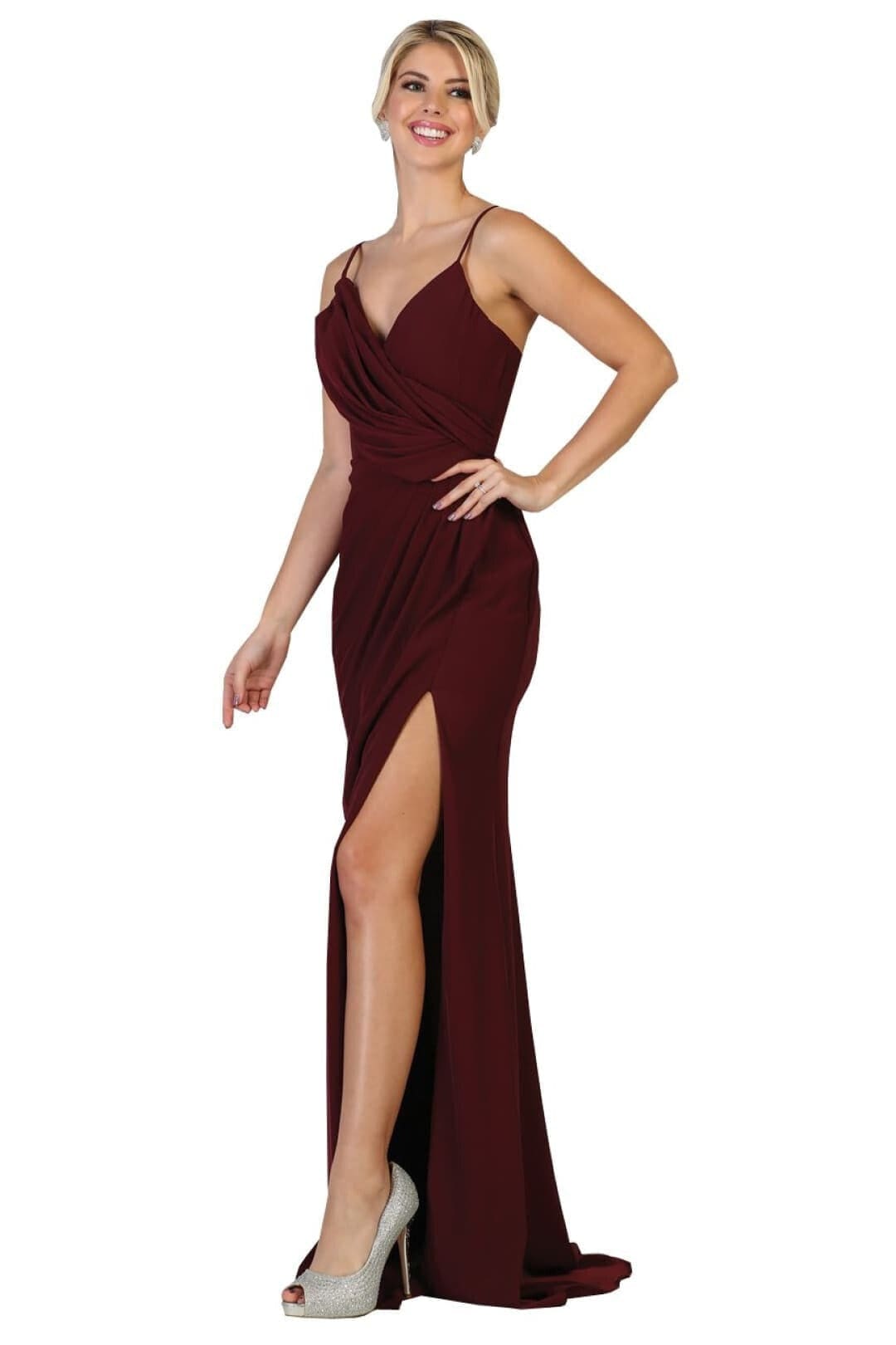 Christmas Dress in Burgundy Style For A Holiday Party