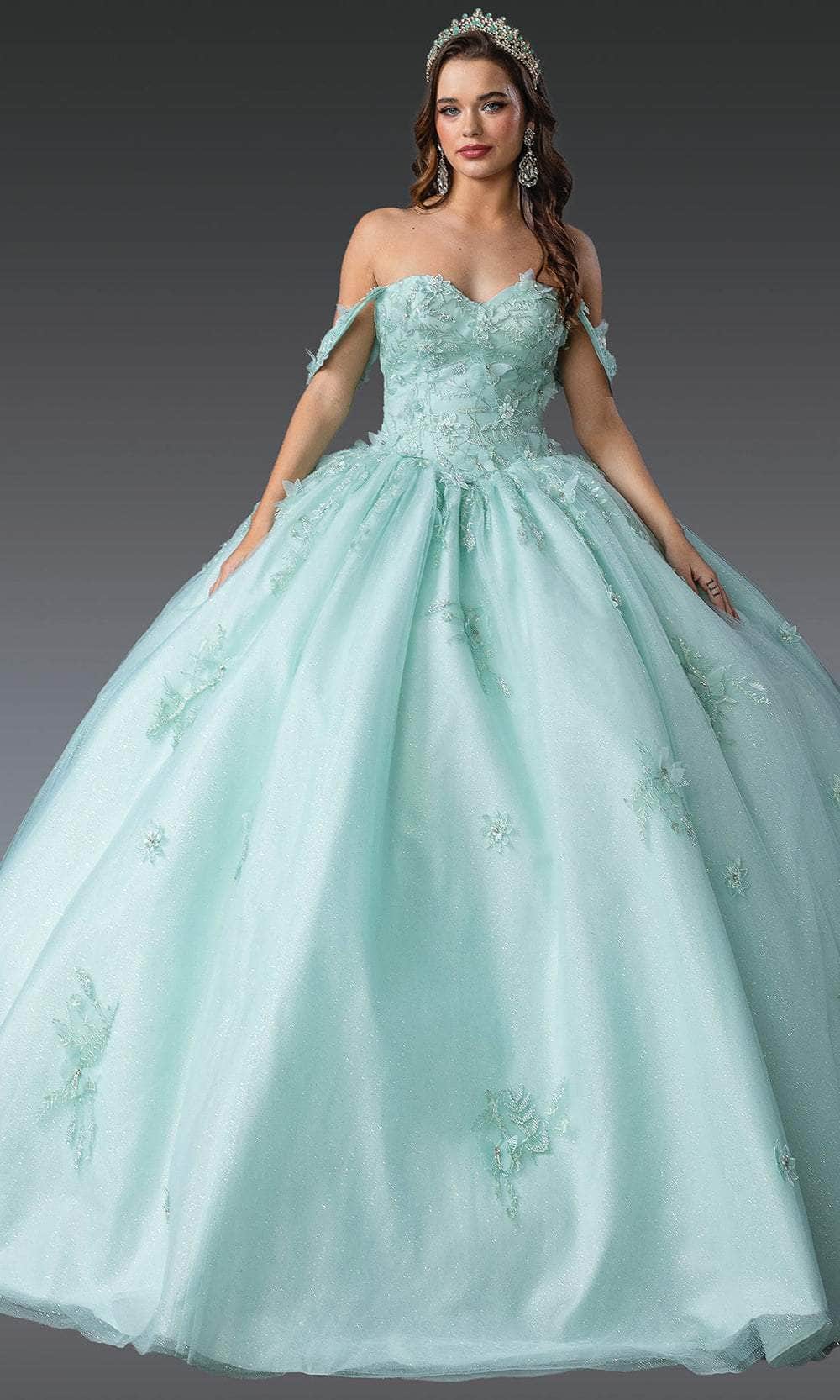 Dancing Queen 1922 - Embroidered Draped Off-Shoulder Gown Quinceanera Dresses XS / Light Mint