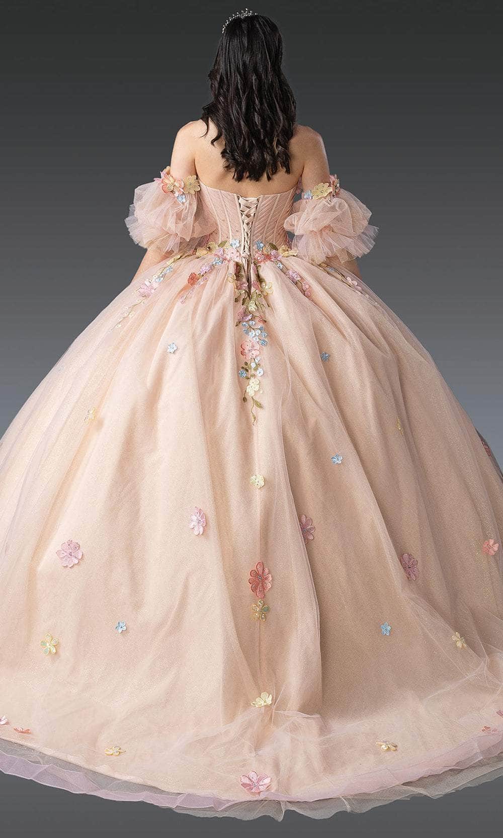 Dancing Queen 1946 - Floral Appliqued Puff Sleeve Quince Ballgown Quinceanera Dresses XS / Champagne