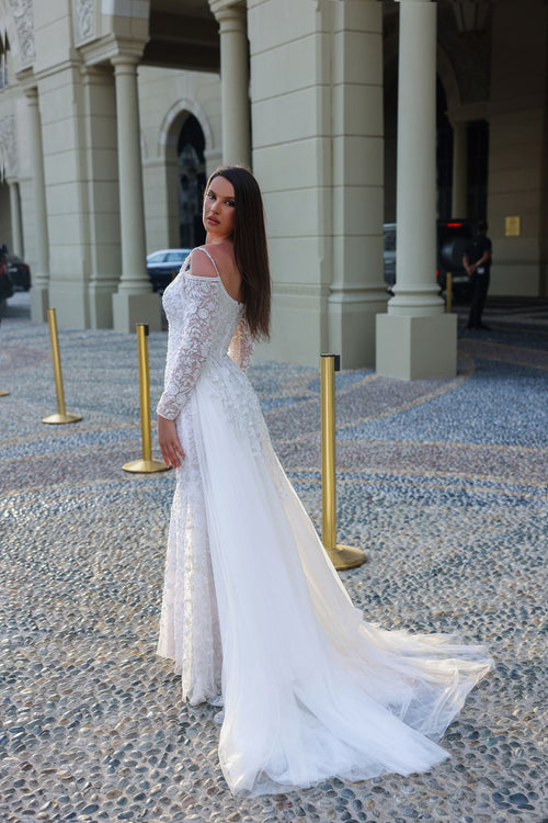 Chic and Holland BLUSH Bridal dress