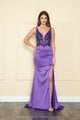 Vestido ajustado con escote bordado y abertura de Poly USA 9162