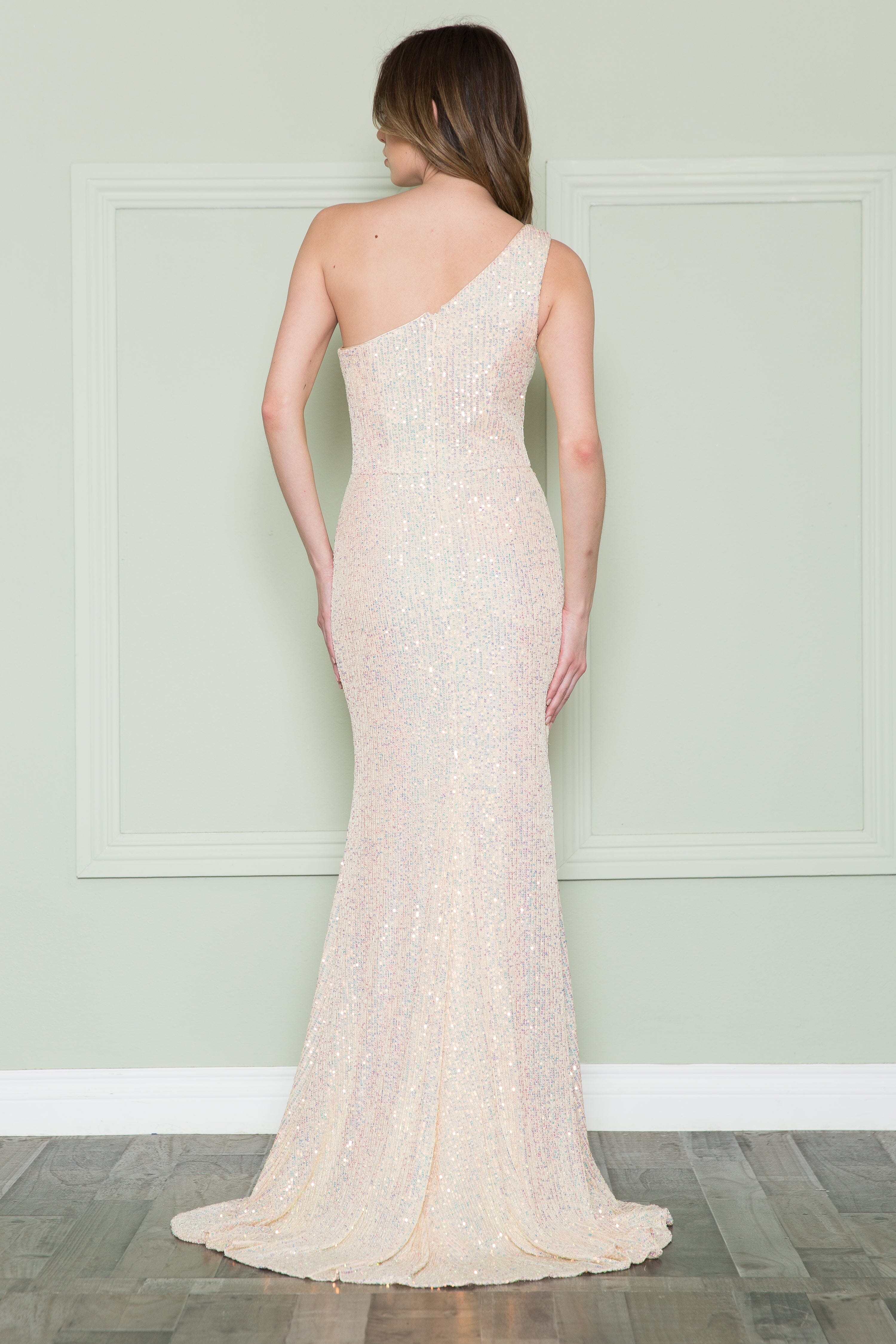 Vestido ajustado de lentejuelas con un solo hombro de Poly USA 8898