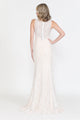 Vestido de novia de encaje con escote en V ajustado de Poly USA 8496