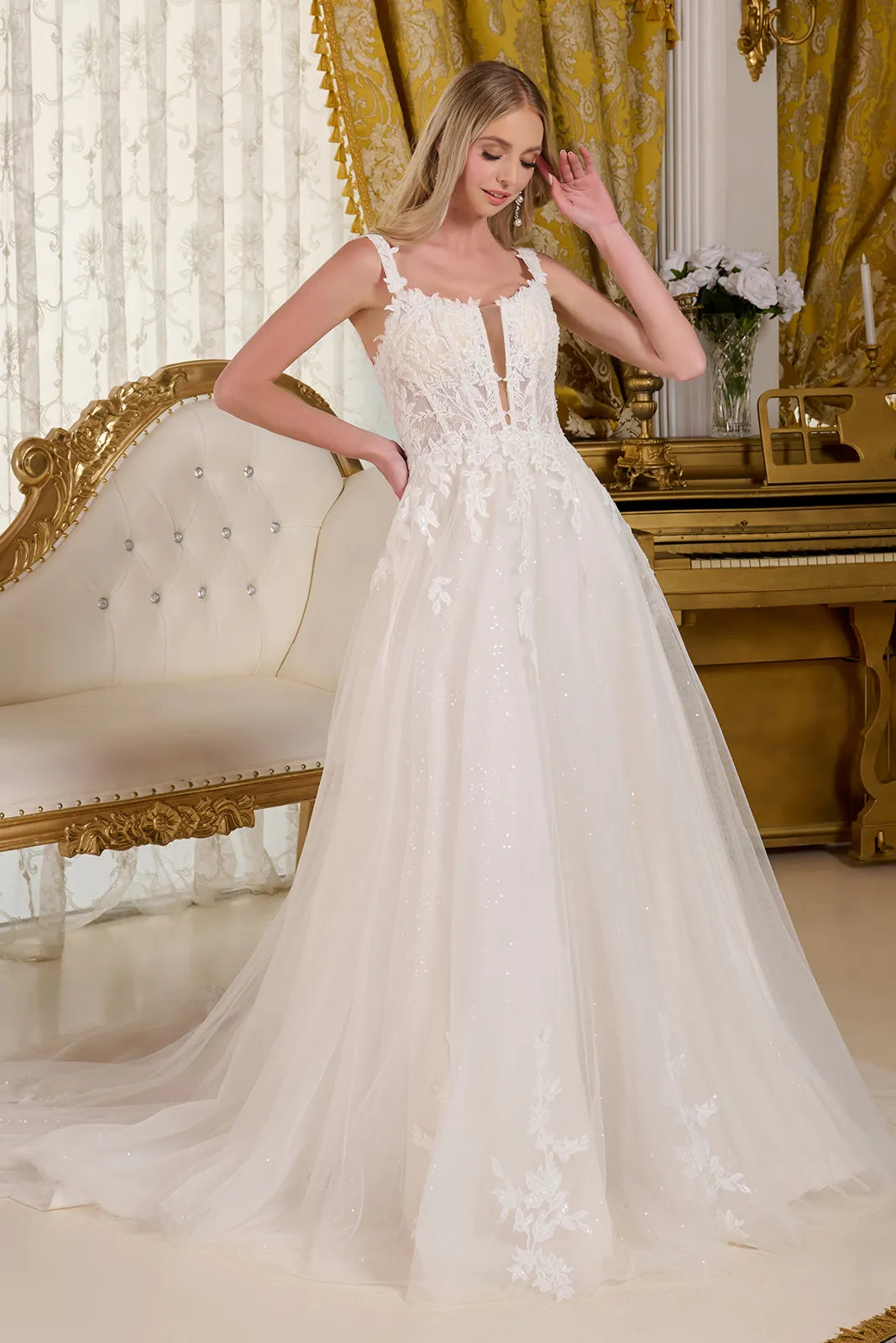Sleeveless Bridal Gown GLS Gloria by Elizabeth KGL3662