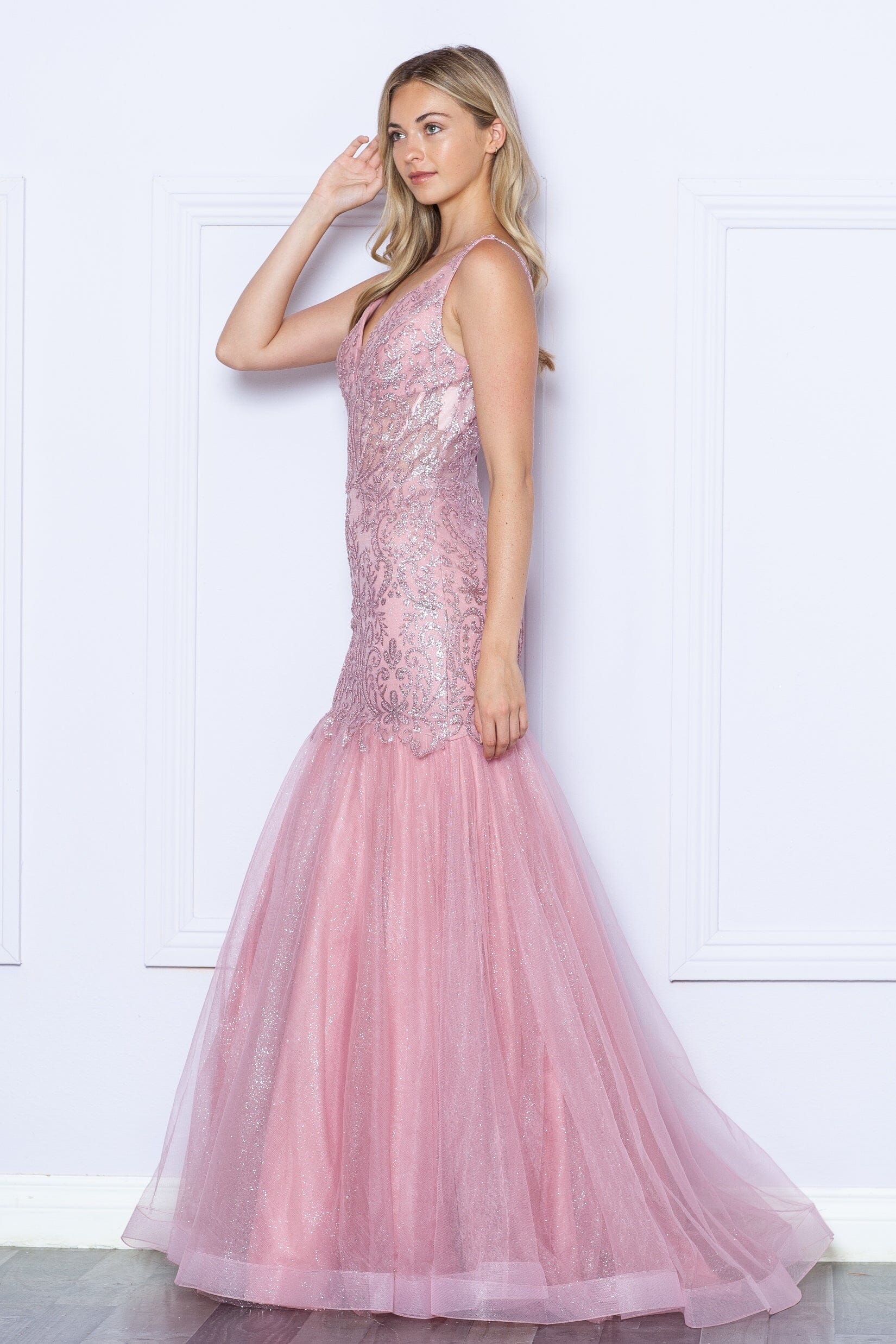 Vestido de sirena sin mangas con estampado brillante de Poly USA 9388