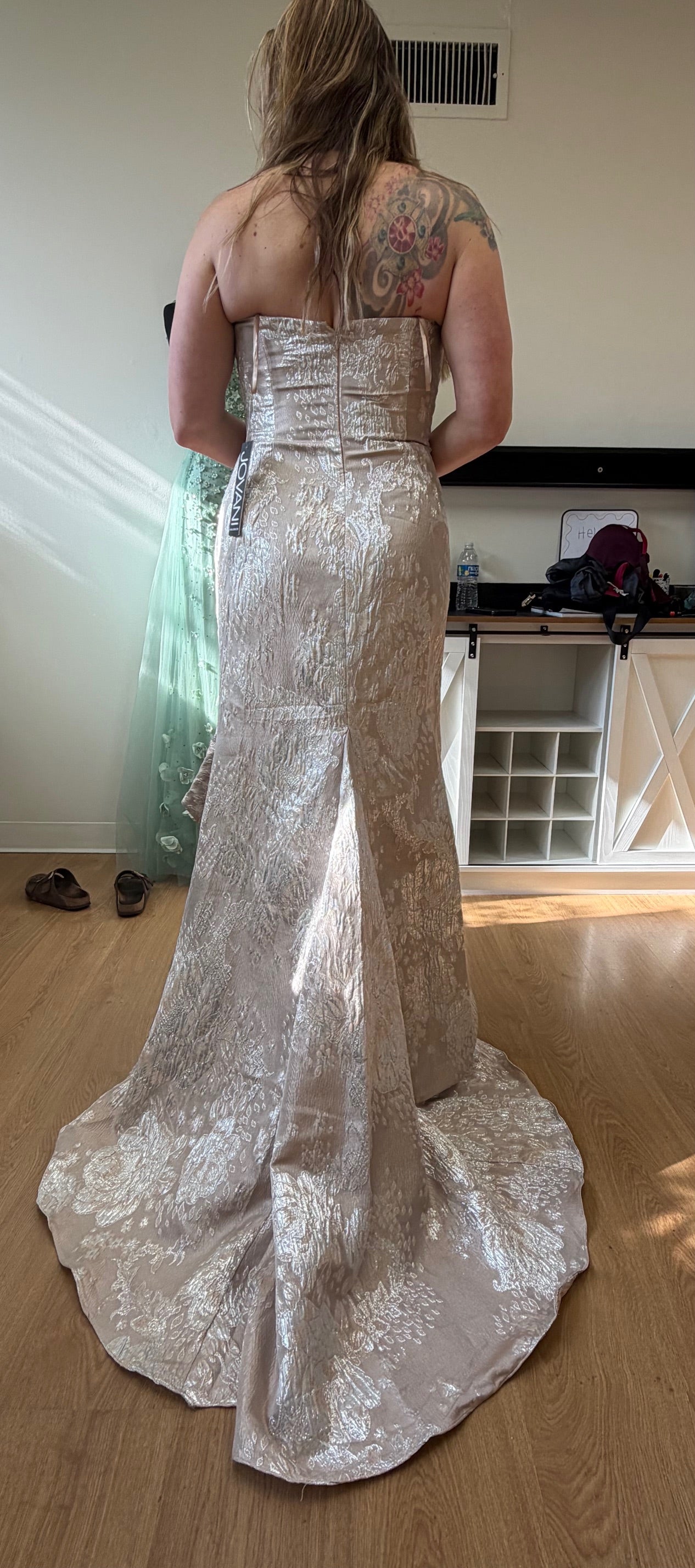 Clearance Champagne Size 12 Mermaid with Ruffled Accent Evening Gown By Jovani 42028