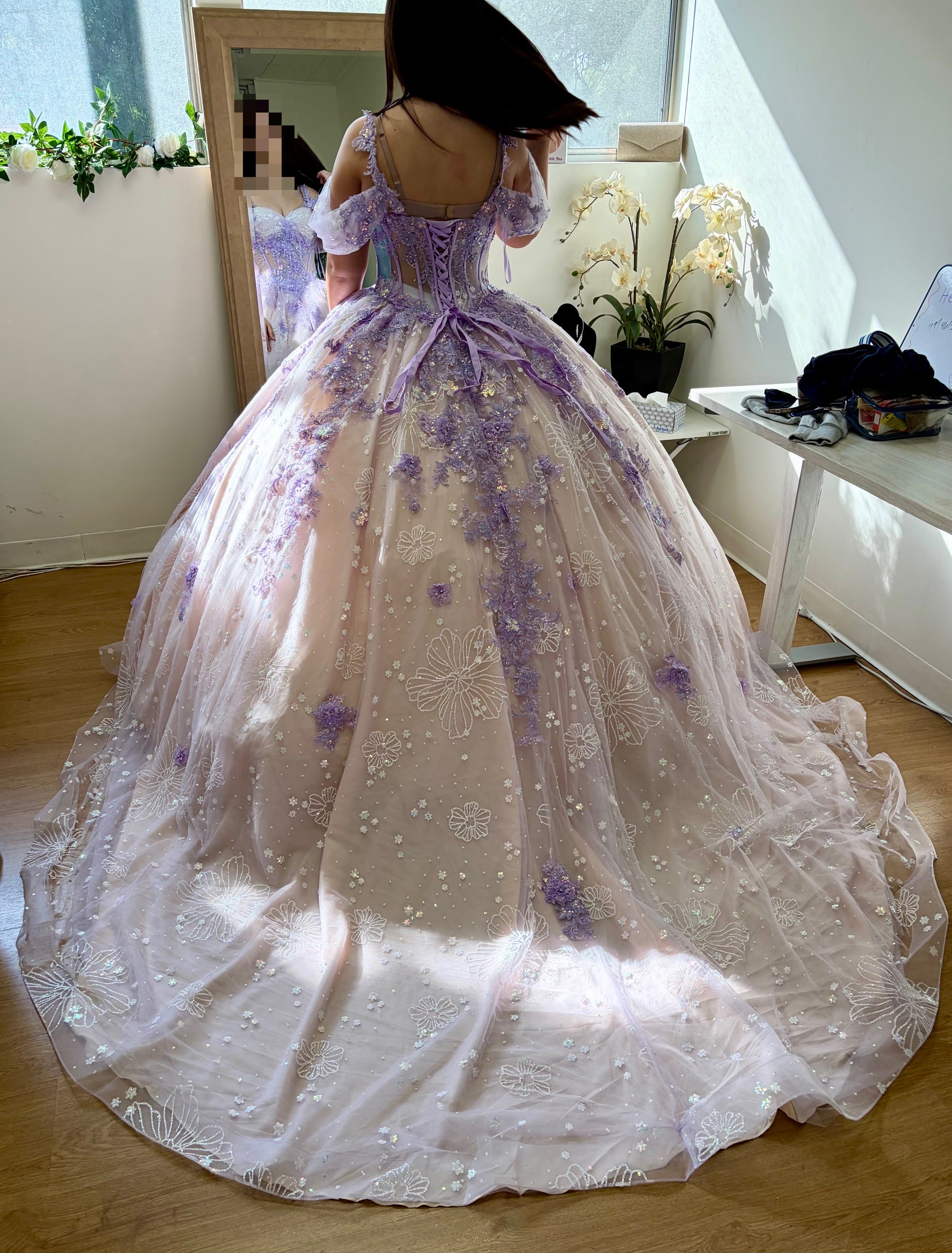 Vestidos De Quinceañera - Vestidos De 15 Años Layla K LK257 Gown