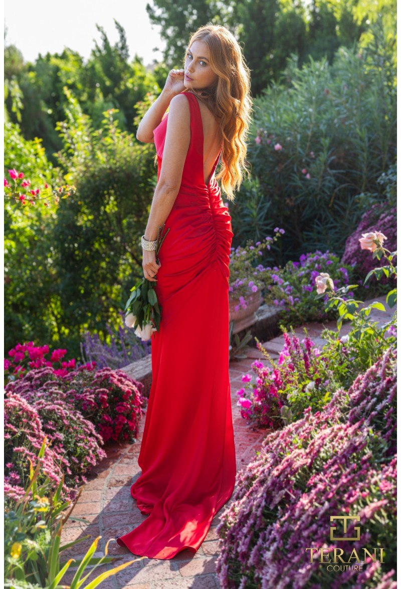 Terani Couture J3191 Vestido largo ajustado de noche formal para graduación