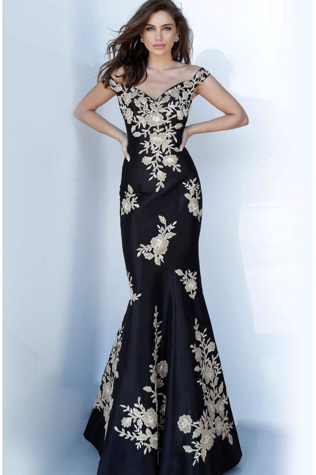Jovani - 00635 Sweetheart Embroidered Trumpet Dress - Prom
