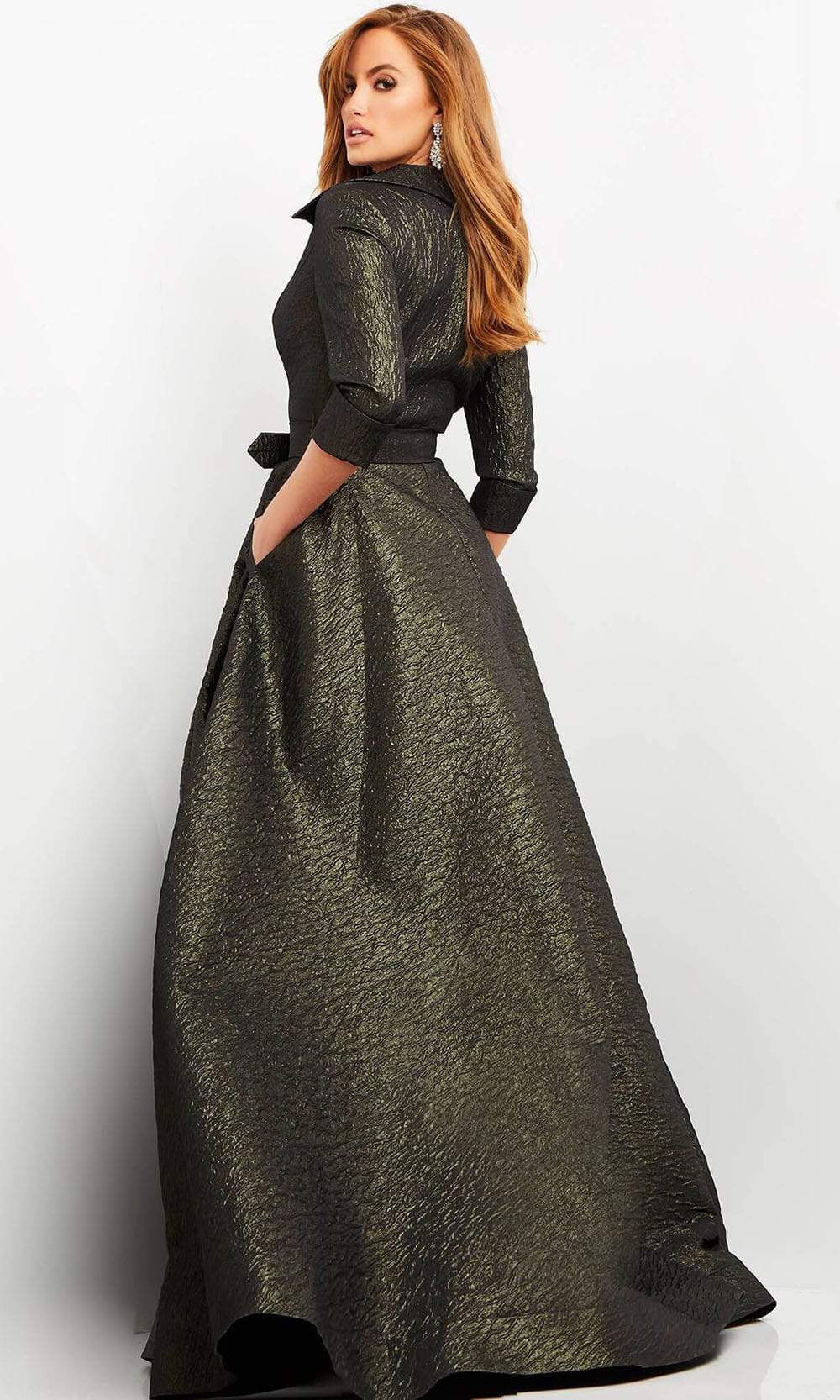 Jovani - 05075 Quarter Sleeve V-Neck Metallic Dress - Prom