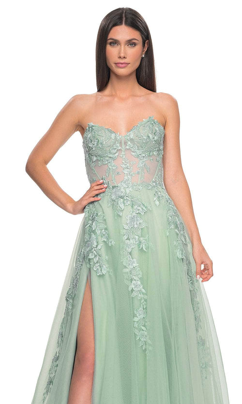 La Femme 32082 Sweetheart Applique Prom Dress