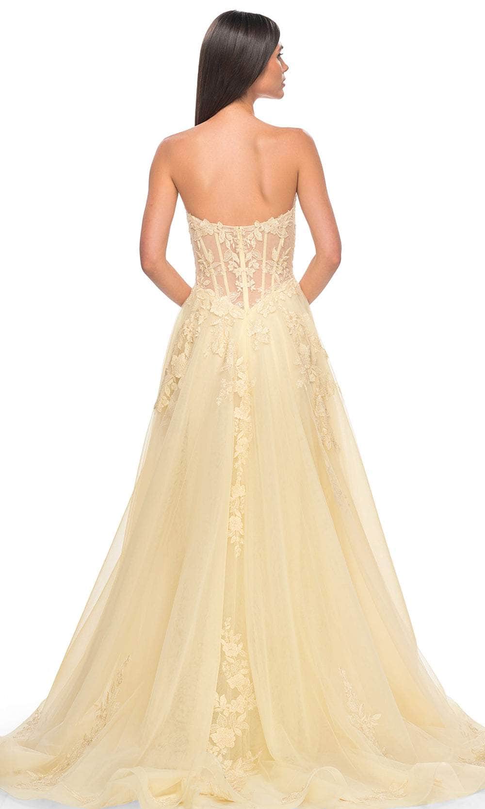 La Femme 32082 Sweetheart Applique Prom Dress