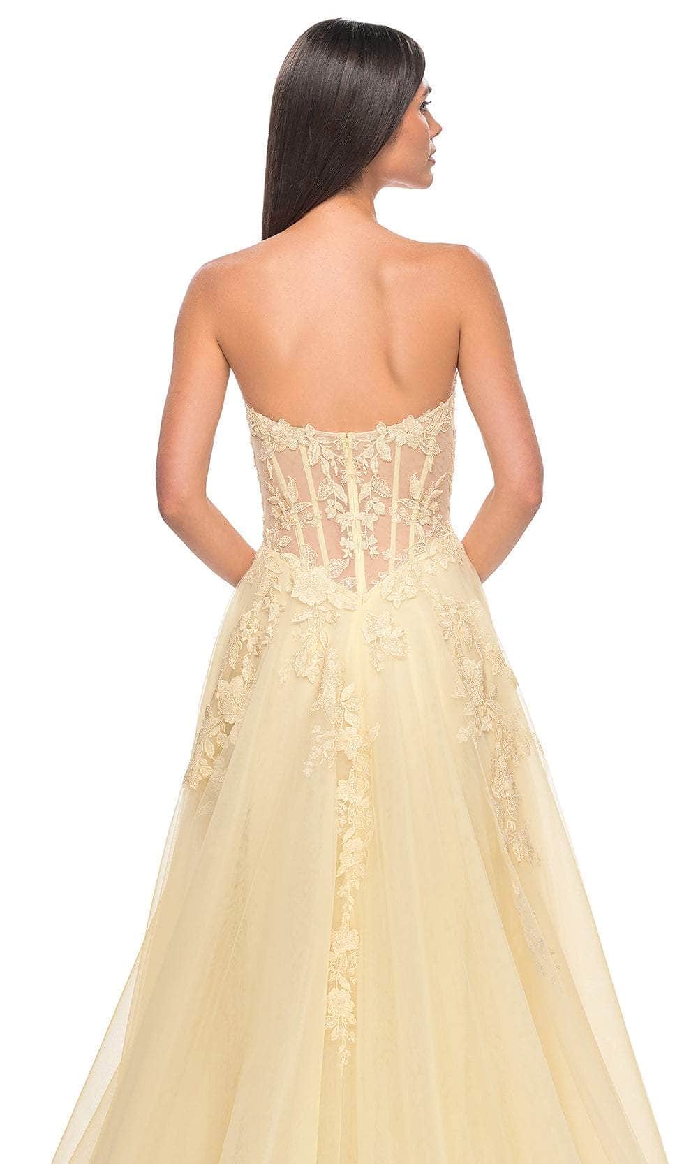 La Femme 32082 Sweetheart Applique Prom Dress
