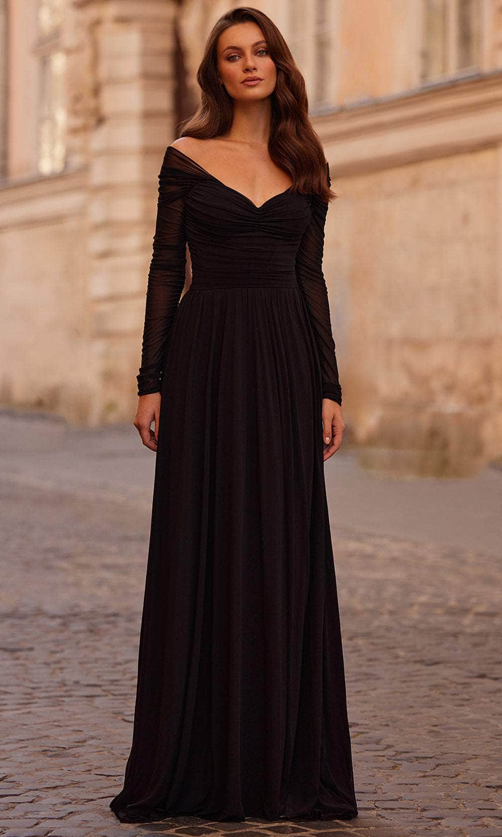 La Femme 32722 - Off-Shoulder Sweetheart Evening Gown Special Occasion Dress