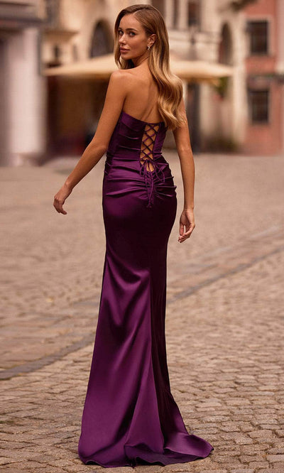 La Femme 32952 Semi Sweetheart Ruched Bodice Prom Gown