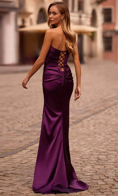 La Femme 32952 Semi Sweetheart Ruched Bodice Prom Gown