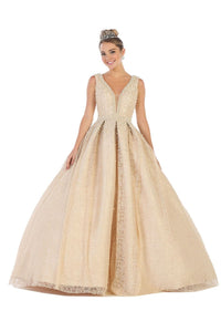 Sleeveless V-Neck Ball Gown - Champagne / 4