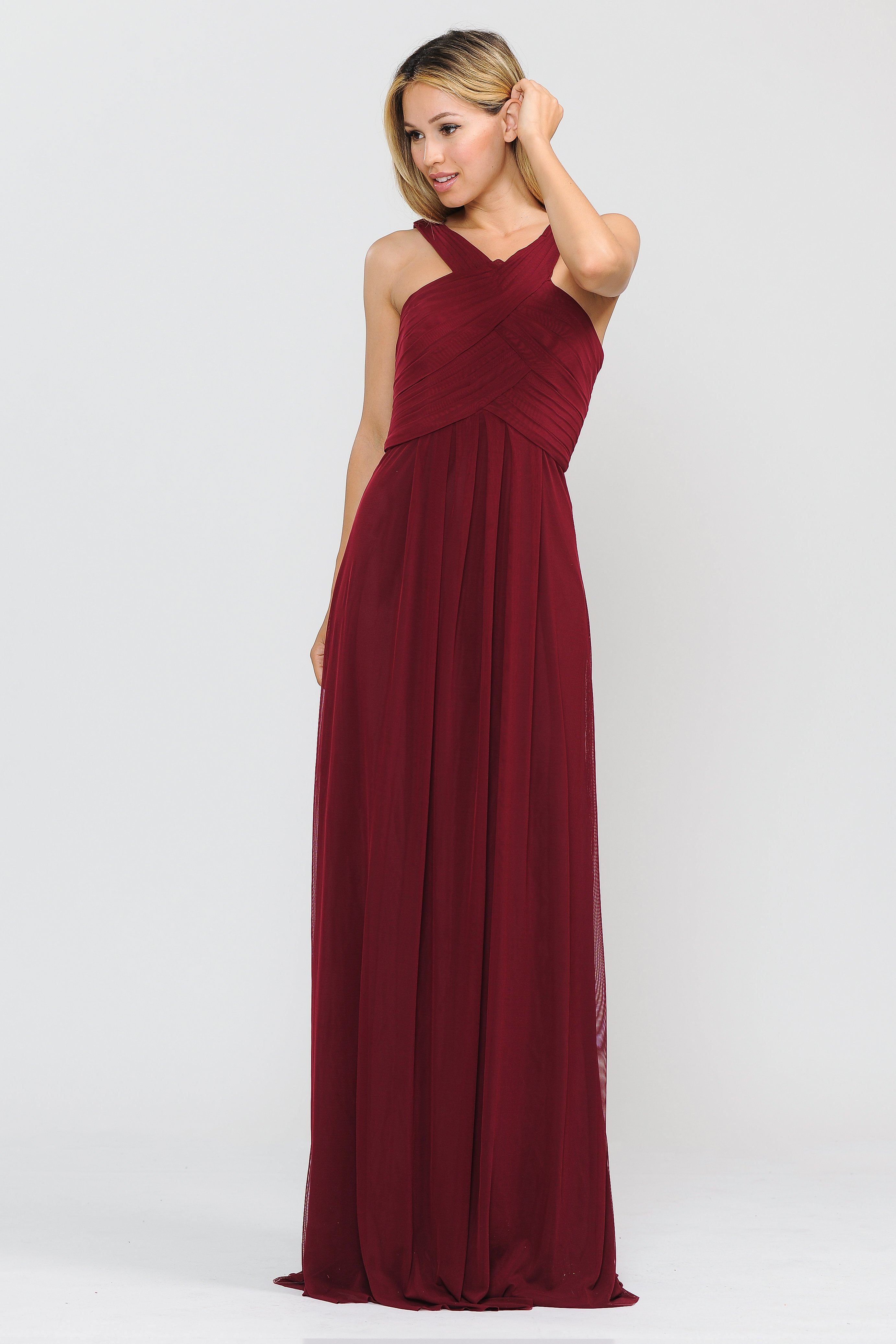 Vestido largo de corte A con escote plisado de Poly USA 8554