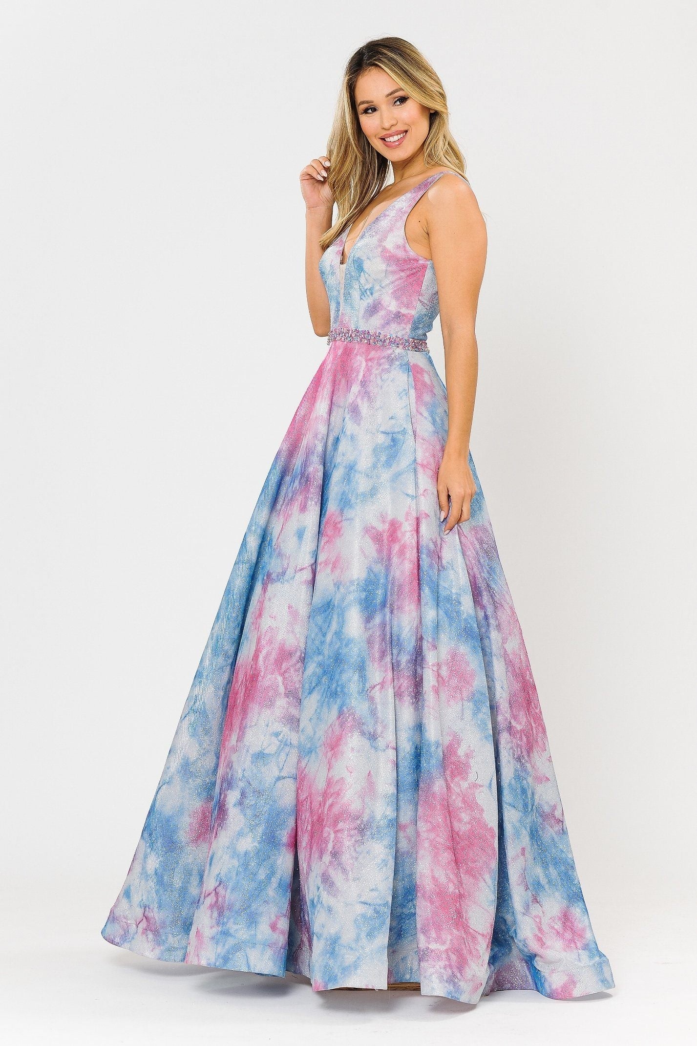 Vestido formal largo de corte A con efecto tie-dye y purpurina de Poly USA 8346