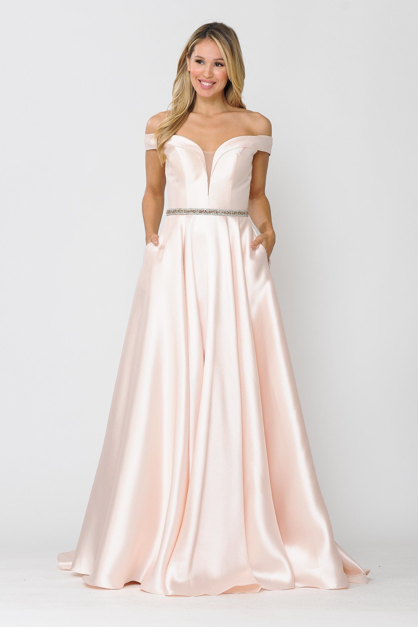 Vestido largo de mikado con hombros descubiertos de Poly USA 8686