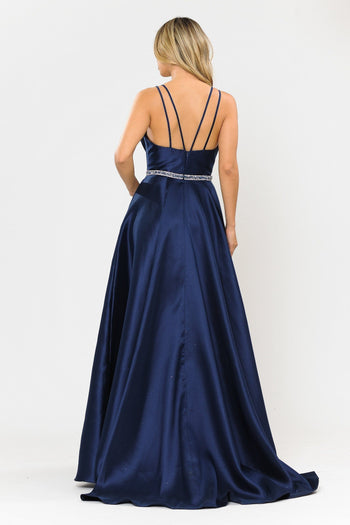 Vestido largo de mikado con escote en V y espalda de tiras de Poly USA 8690