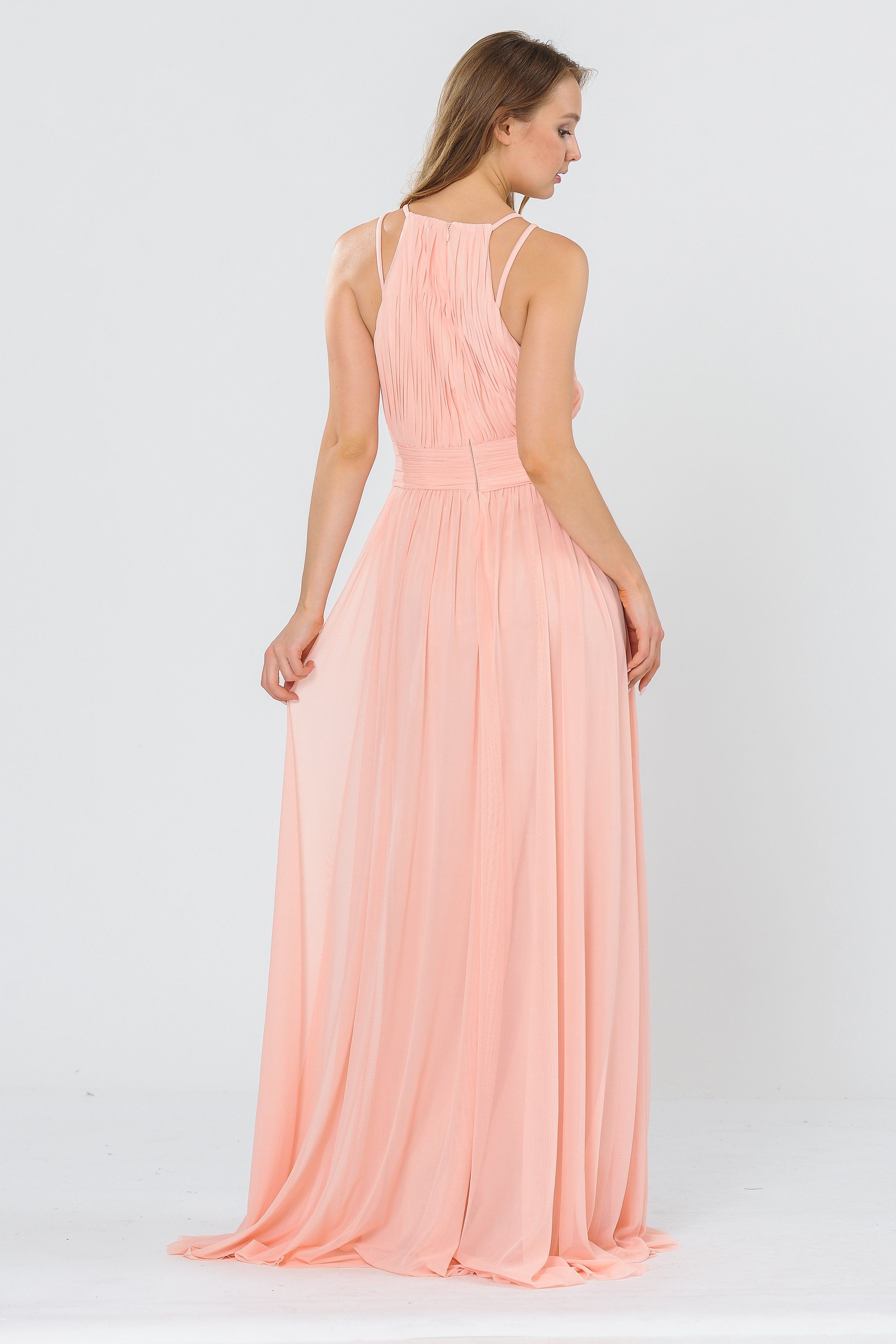 Vestido largo fruncido con cuello halter y corte A de Poly USA 8396