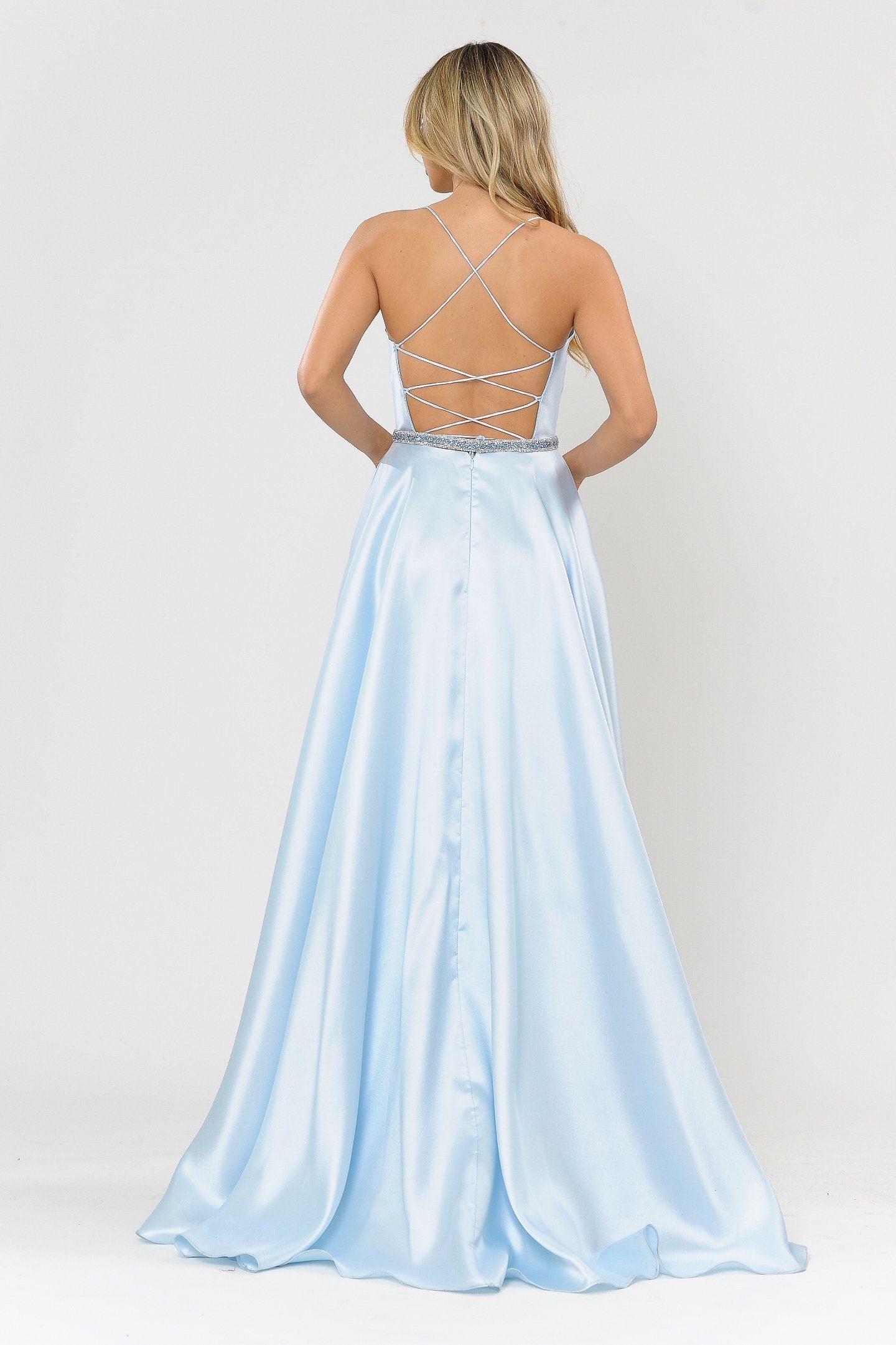 Vestido largo de escote cuadrado con espalda de corsé de Poly USA 8684