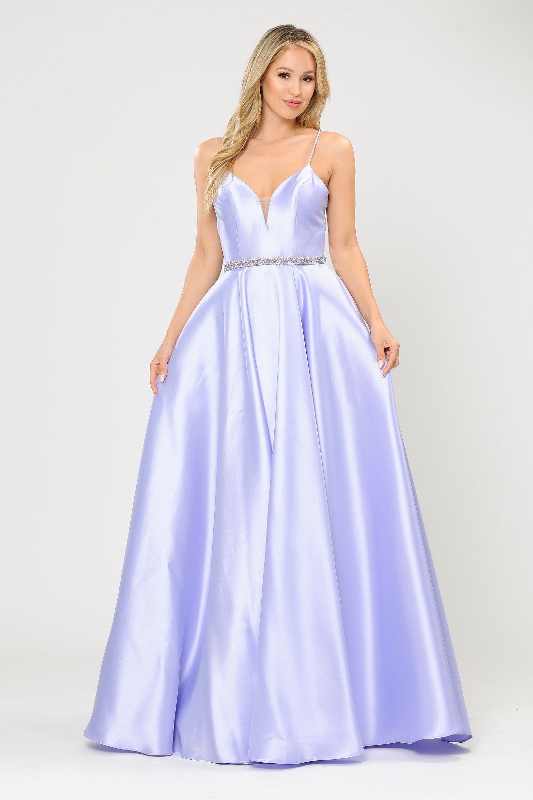 Vestido largo de mikado con escote corazón y espalda de corsé de Poly USA 8688