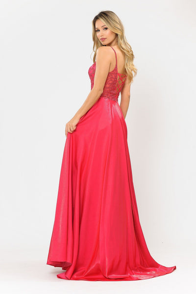 Vestido largo con escote en V y corpiño bordado de Poly USA 8576