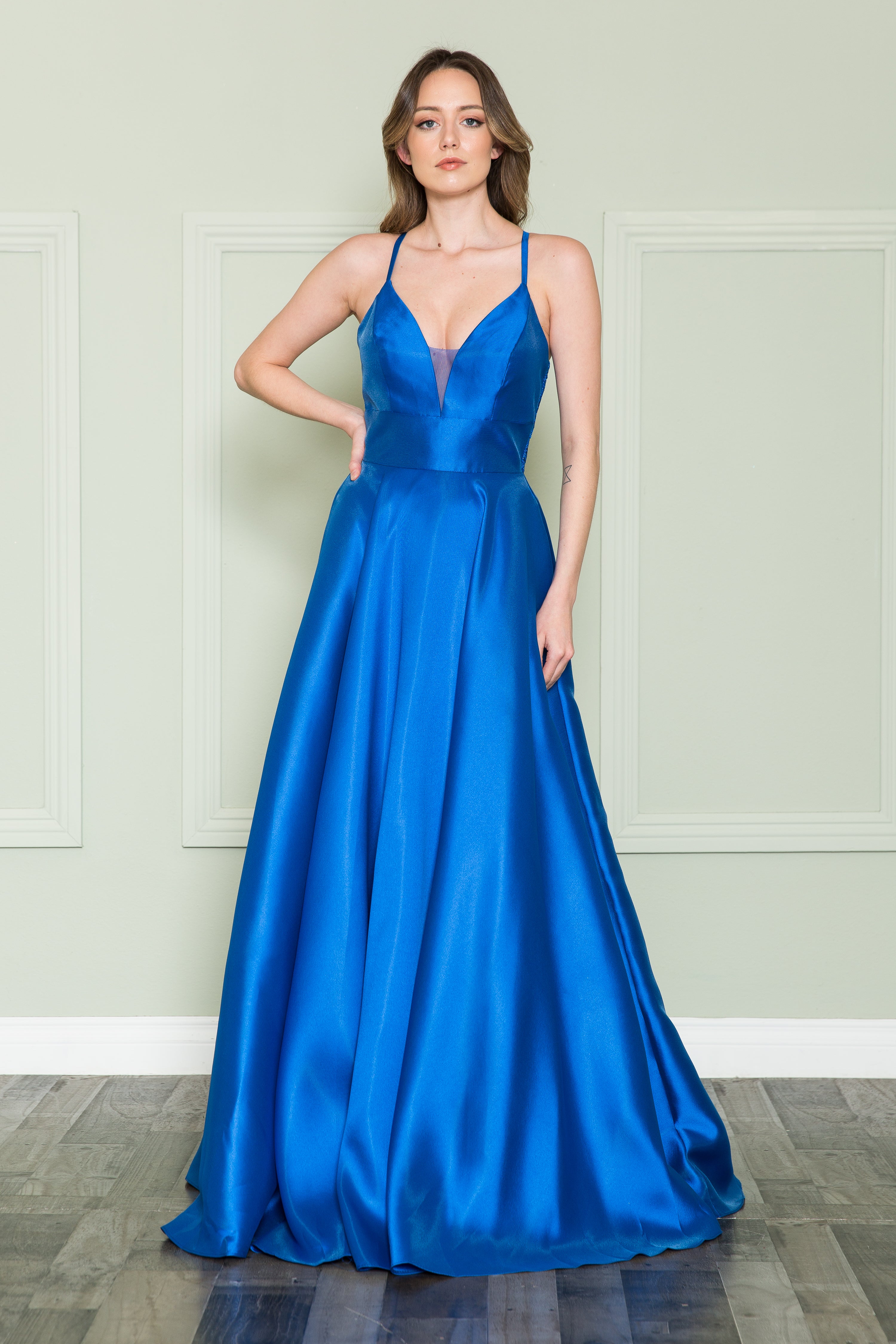 Vestido de mikado con espalda de encaje de Poly USA 8762