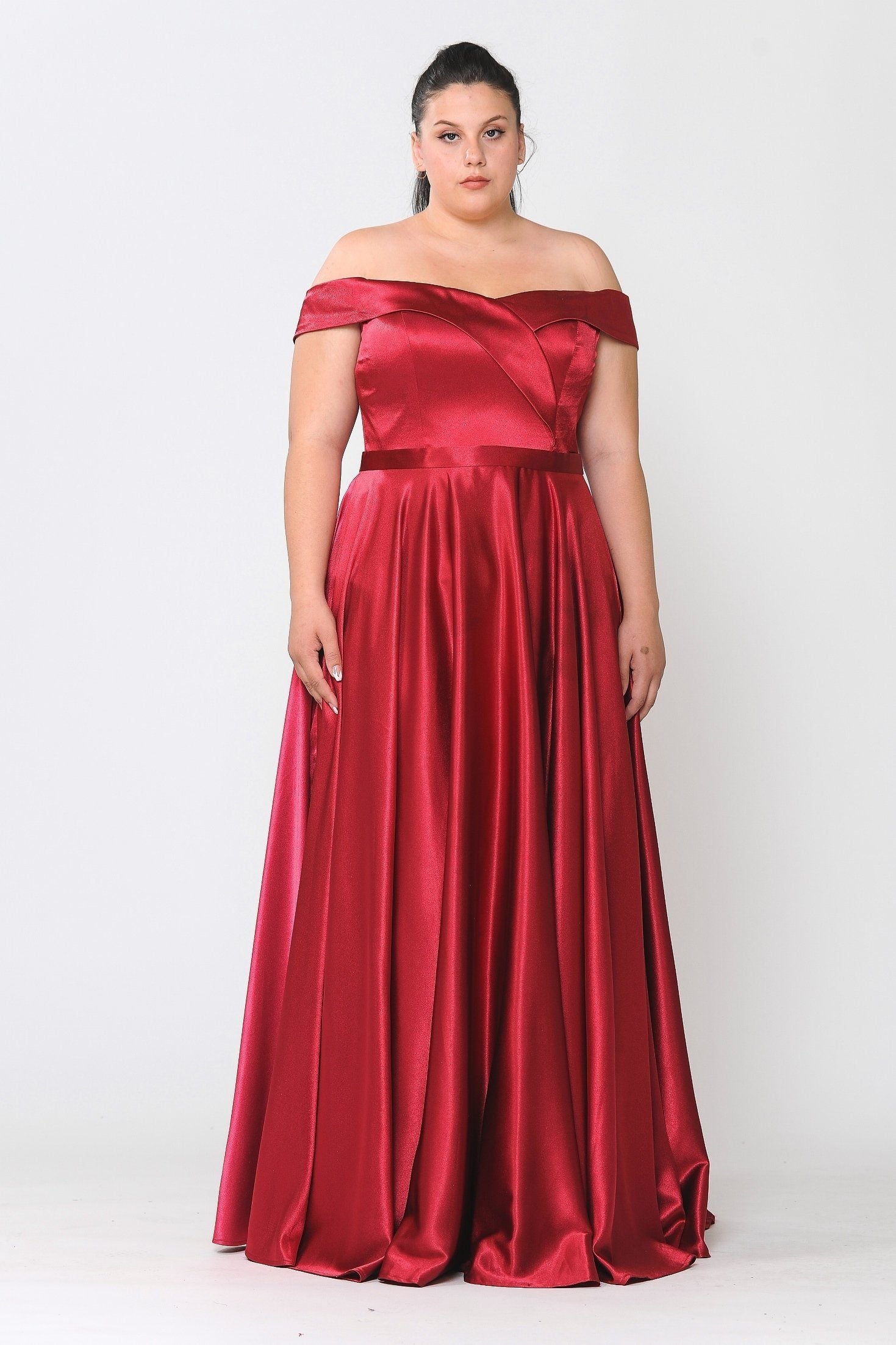 Vestido largo de satén con hombros descubiertos, talla grande, de Poly USA W1058