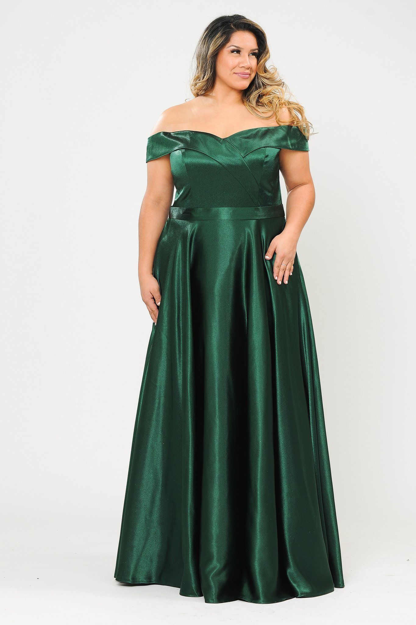 Vestido largo de satén con hombros descubiertos, talla grande, de Poly USA W1058