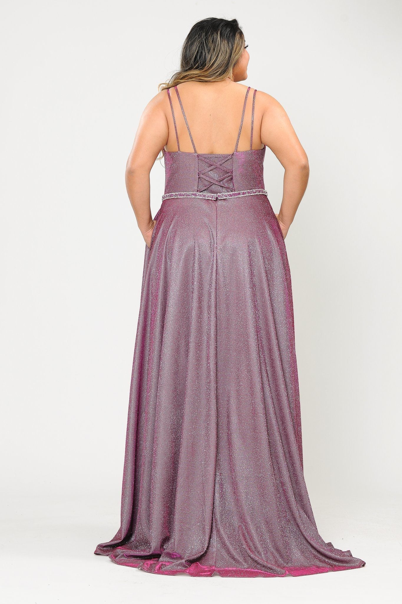 Vestido largo con escote en V y brillo metálico de talla grande de Poly USA W1048