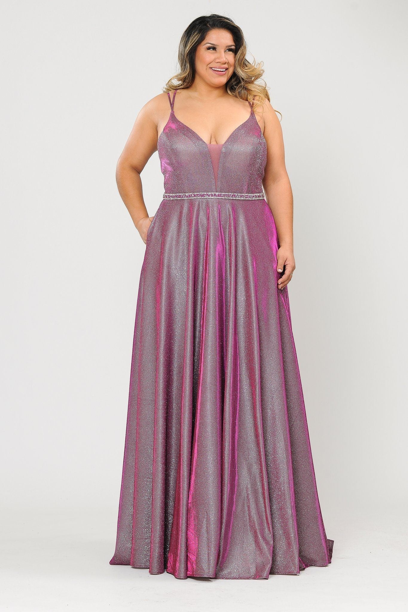 Vestido largo con escote en V y brillo metálico de talla grande de Poly USA W1048