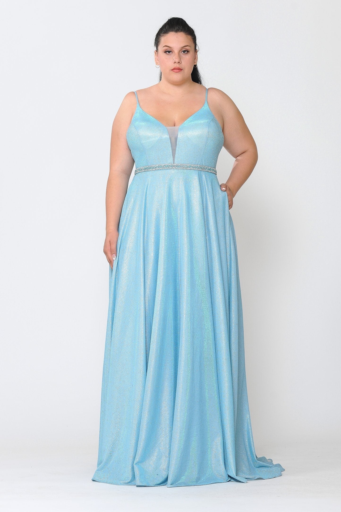 Vestido largo con escote en V y brillo metálico de talla grande de Poly USA W1048
