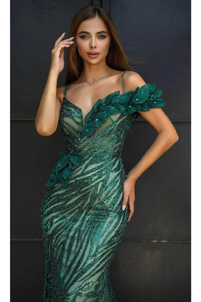 Portia and Scarlett PS24517E -long- Leaf AppliquÃ©d Sheath Evening Gown - Emerald / 18 - Dress