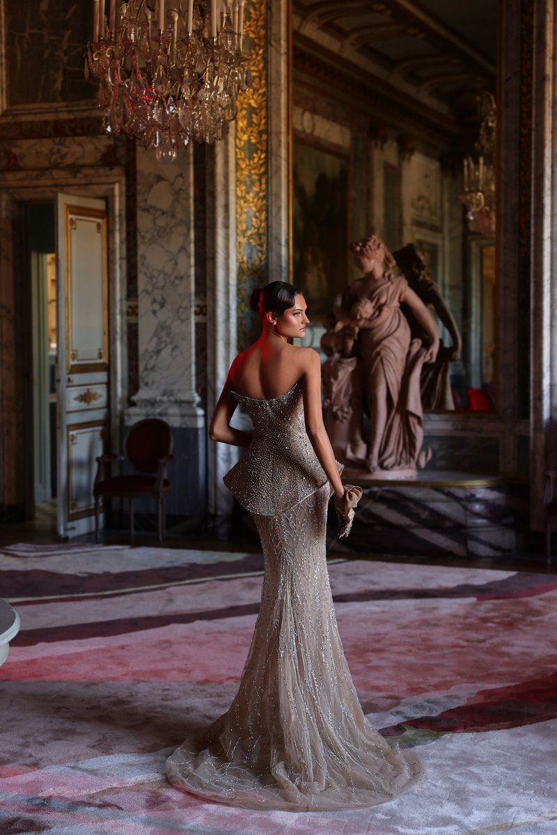 Chic and Holland Nude Dress