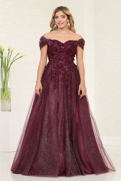 Royal Queen RQ8109-Elegant Floral Appliqué Sweetheart Gown