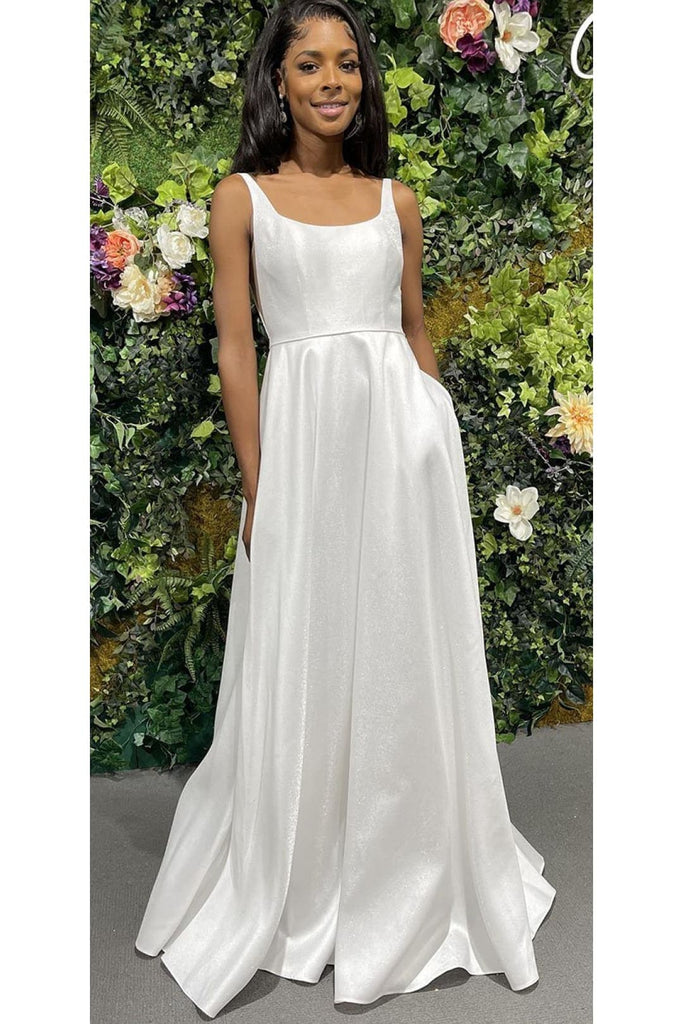 Scoop Neckline Wedding Gown - White / 2