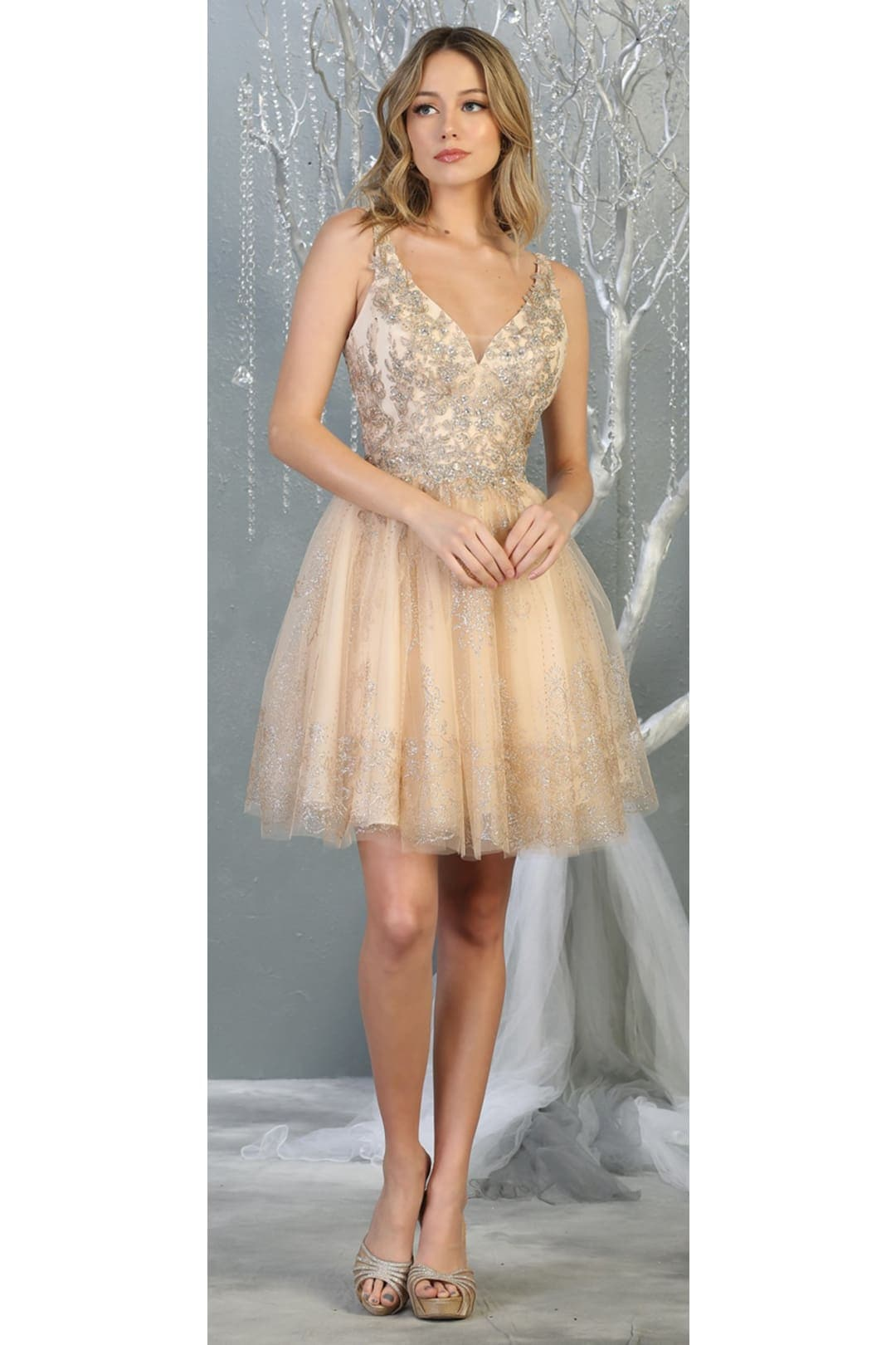 gold dama dresses Dama Dresses for Quinceanera in Champagne Style MQ1817 Quince Outfit