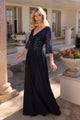 Hermoso vestido Nox Anabel MF100 con escote en A y mangas 3/4 con lentejuelas