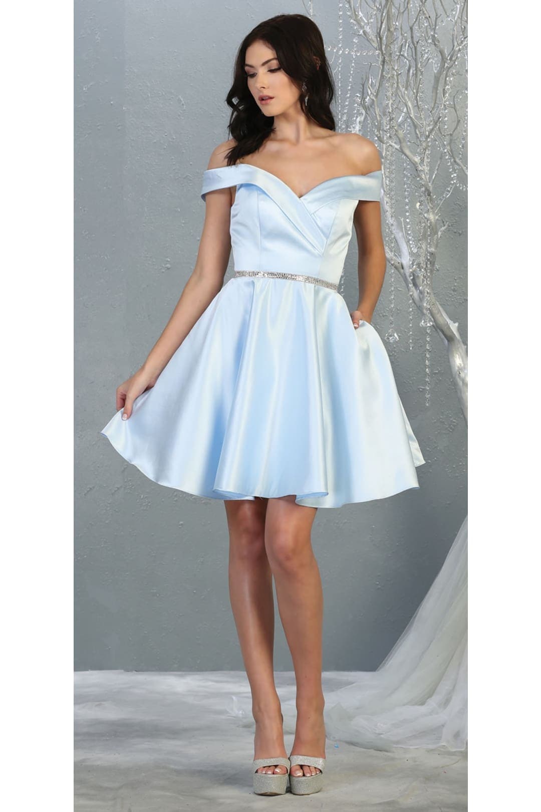 Baby blue outlet short bridesmaid dresses