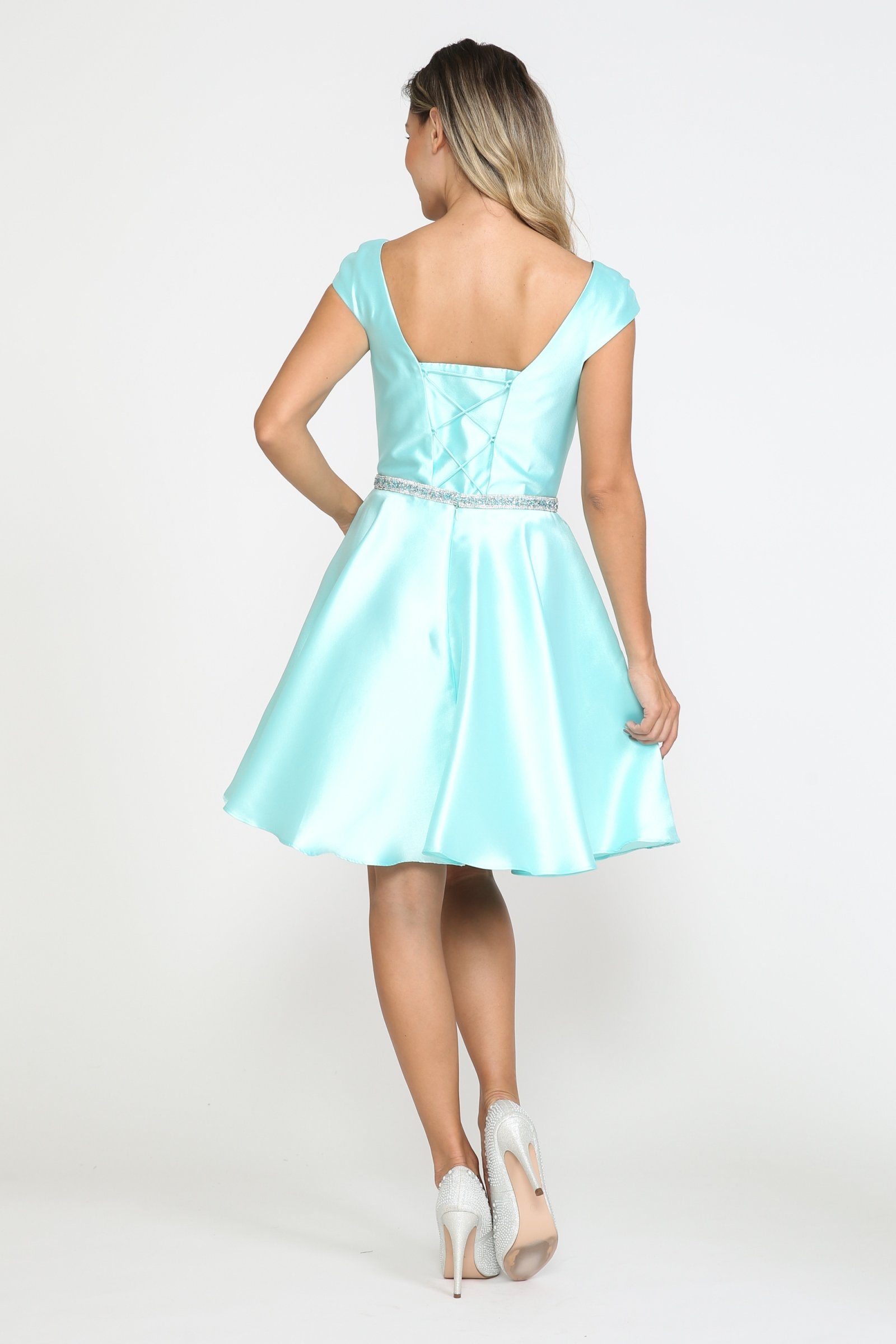 Vestido de mikado con mangas cortas de Poly USA 8416