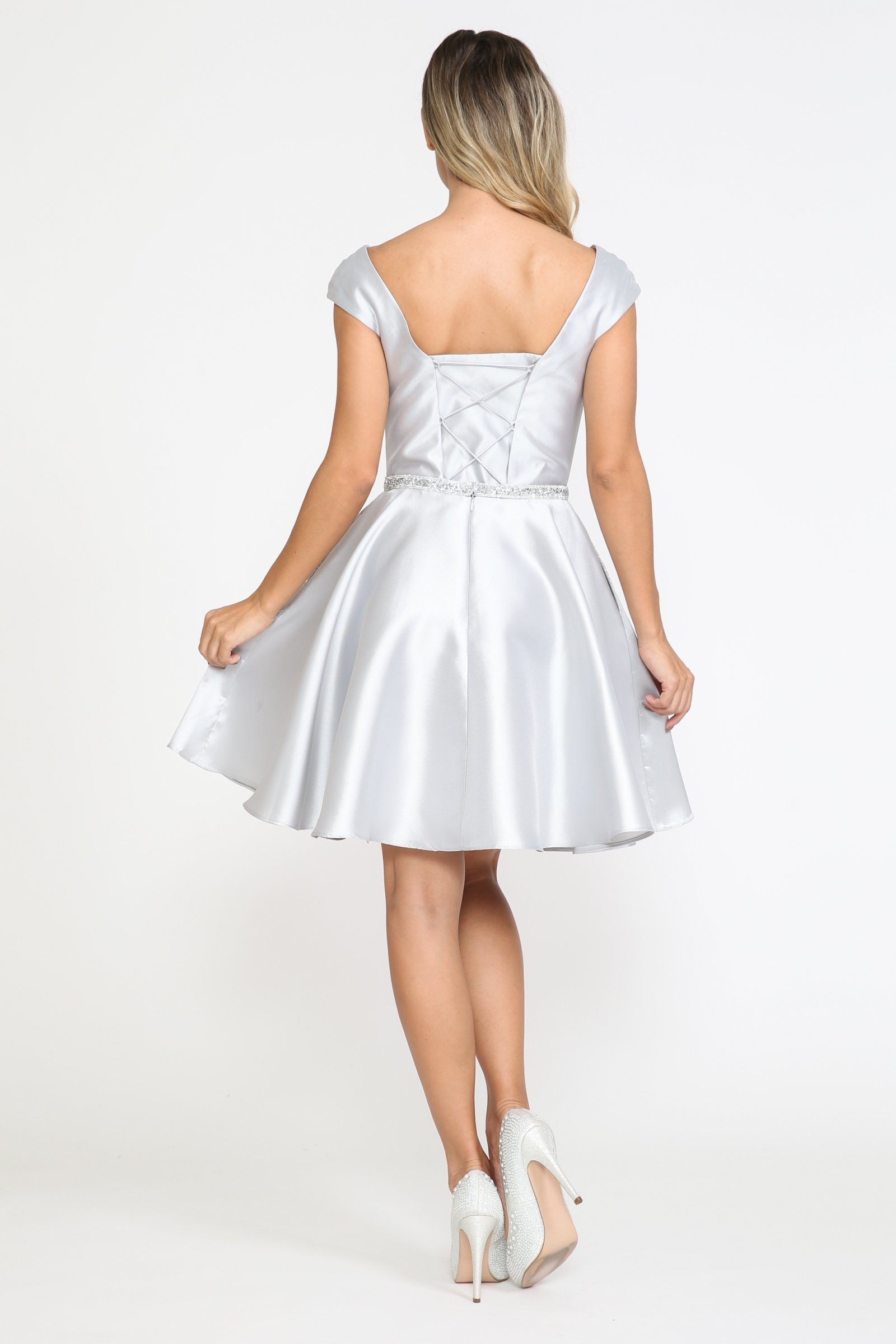 Vestido de mikado con mangas cortas de Poly USA 8416