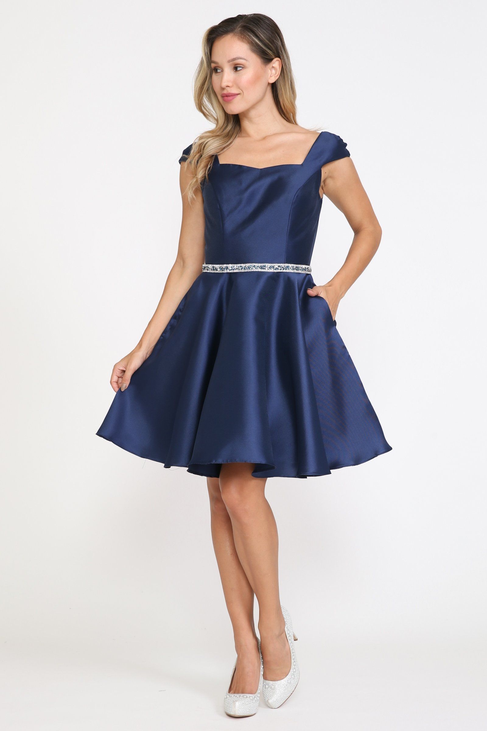 Vestido de mikado con mangas cortas de Poly USA 8416