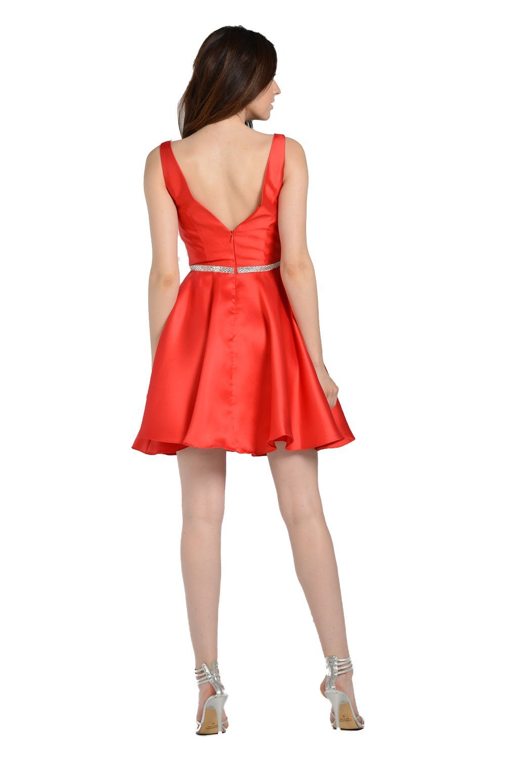 Vestido corto de mikado con escote en V y efecto ilusión de Poly USA 7894
