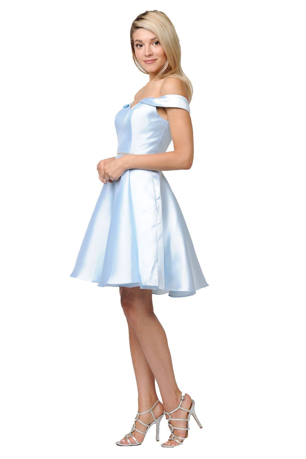 Vestido corto de mikado con hombros descubiertos de Poly USA 7948